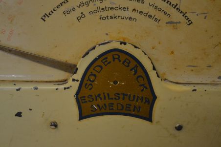 (R-047) Vana lauakaal Eskilstuna Sweden