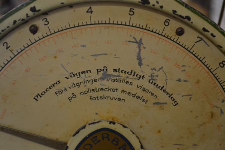 (R-047) Vana lauakaal Eskilstuna Sweden