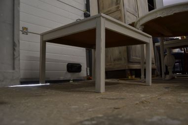 (L-443) Retro diivanilaud, valge