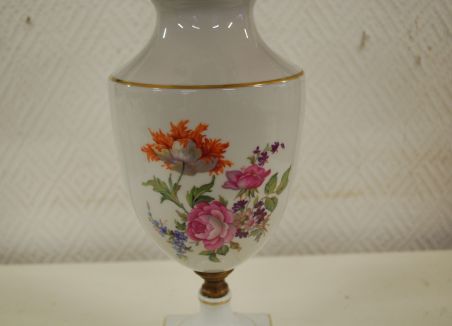 (n-5658) Limoges,  lilleline laualamp