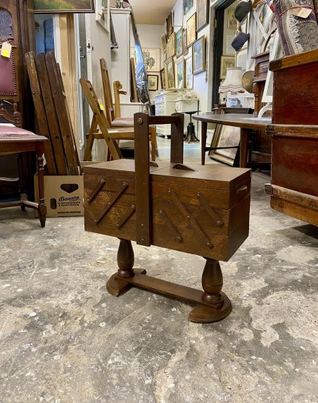 (L-449) Käsitöökast