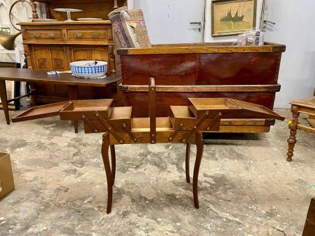 (L-450) Käsitöökast (L-450) Käsitöökast