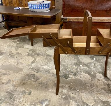 (L-450) Käsitöökast