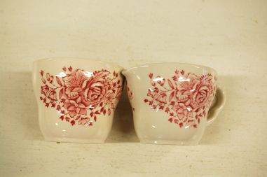 (n-309/7) English Ironstone Tableware, Kew Gardens, koorekann ja suhkru kauss