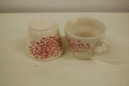 (n-309/7) English Ironstone Tableware, Kew Gardens, koorekann ja suhkru kauss