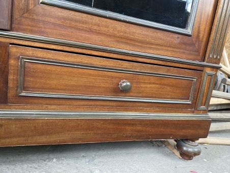 (11-515) Suur ustega riiulitega kapp, raamatukapp, riidekapp