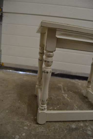 (n-5833) Valge lauake