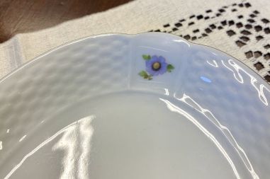 (n-5861/3) Bavaria lilledekooriga vaagen