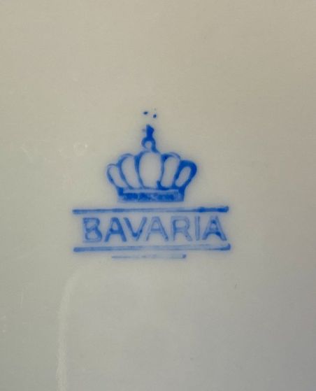 (n-5861/8) Bavaria lilledekooriga suurem kauss