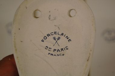 (n-5867) Porcelaine de Paris, vannitoa tarvikud "Luuderohi"