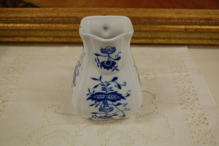 (n-5889) Sibulamustriga piimakann, 0,5 liitrit