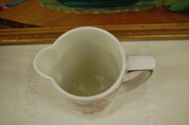 (n-5893) Saint-Amand, suur kann