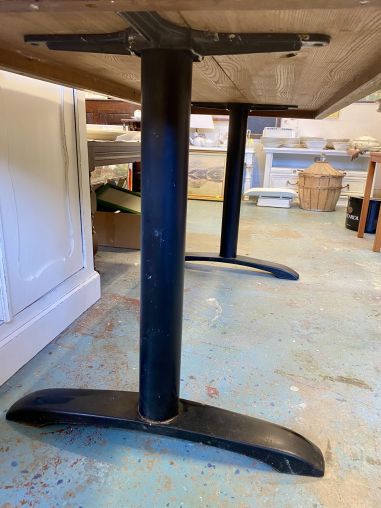 (L-508) Raske puitplaadiga kohvikulaud