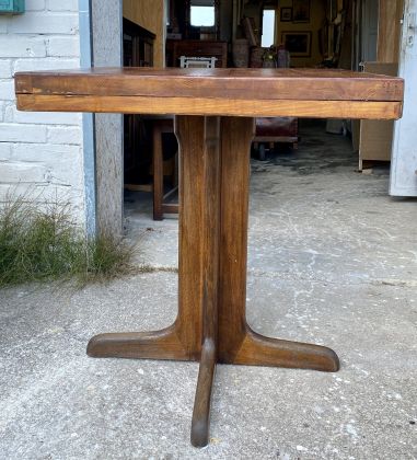 (L-509) Raske puitplaadiga kohvikulaud