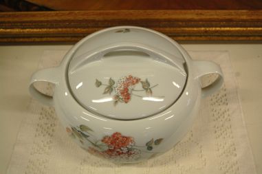 (n-5910) Bavaria Kronester, suur tirin "Leedriõied"