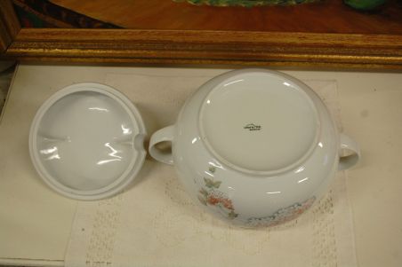 (n-5910) Bavaria Kronester, suur tirin "Leedriõied"