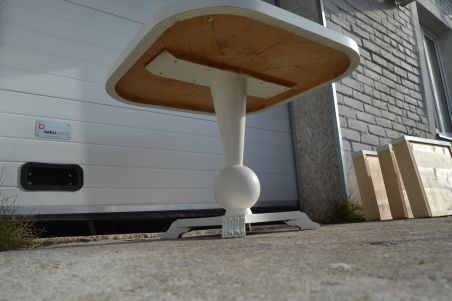 (L-513) Valge diivanilaud