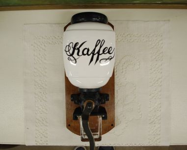 (n-5936) Seinapealne kohviveski