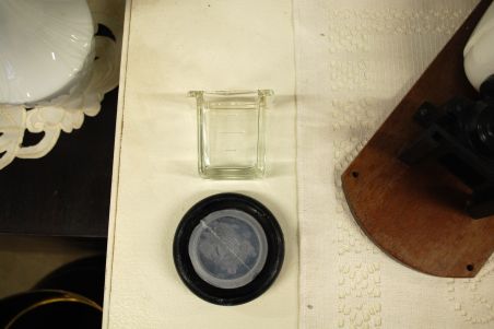 (n-5936) Seinapealne kohviveski