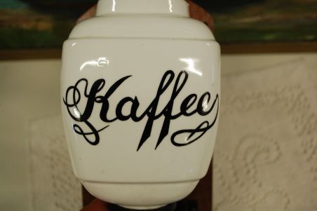 (n-5936) Seinapealne kohviveski