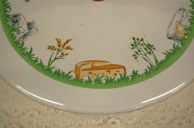 (n-5950) Revol Porcelaine Veritable, juustuvaagen sangaga