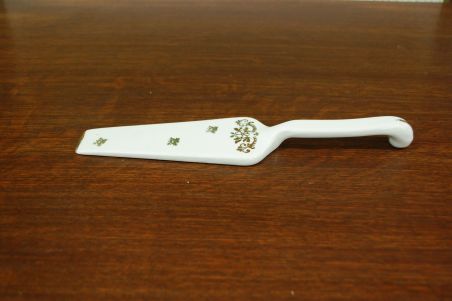 (n-5973) Portselanist tordilabidas (n-5973) Portselanist tordilabidas