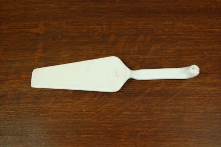 (n-5973) Portselanist tordilabidas (n-5973) Portselanist tordilabidas