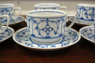 (n-6013) Bavaria Winterling Schwarzenbach, õlelillemustriga kohvitassid-taldrikud, 6tk