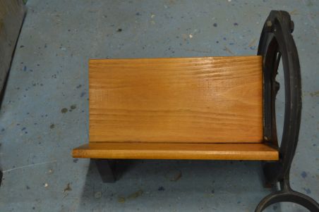 (n-6114) Vana  leivalõikur RAADVAD