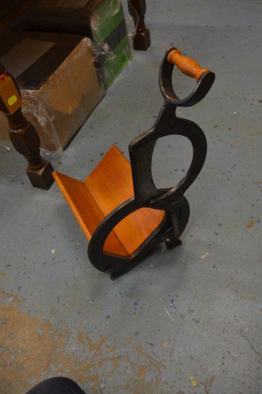 (n-6114) Vana  leivalõikur RAADVAD