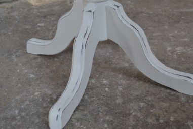 (n-6122) Valge buduaarilaud