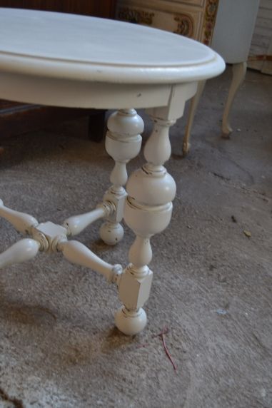 (n-6135) Ümar diivanilaud