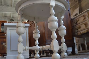 (n-6135) Ümar diivanilaud