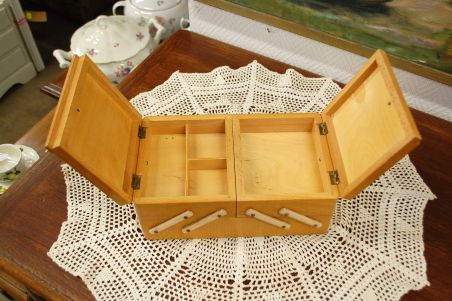 (n-6048) Käsitöökast