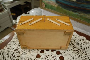 (n-6048) Käsitöökast