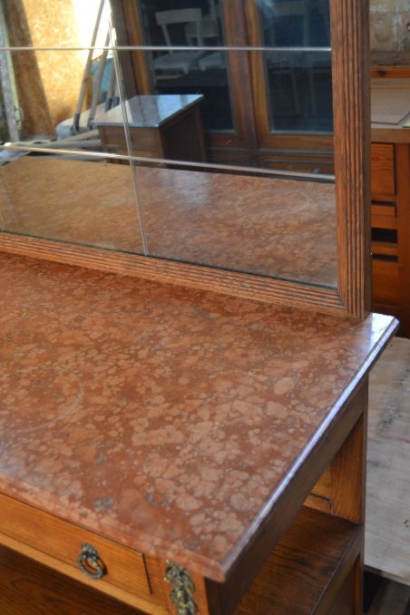 (n-6151) Peegliga suurem kummut