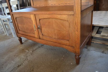 (n-6151) Peegliga suurem kummut