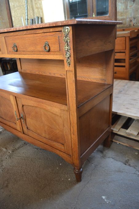 (n-6151) Peegliga suurem kummut