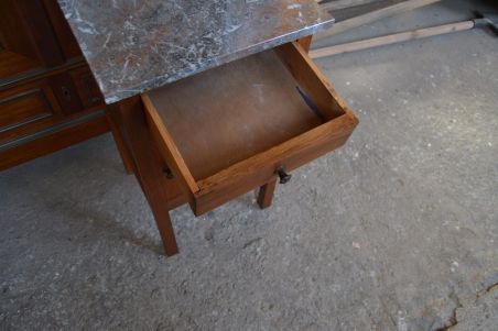 (n-6152) Kiviplaadiga öökapp (n-6152) Kiviplaadiga öökapp