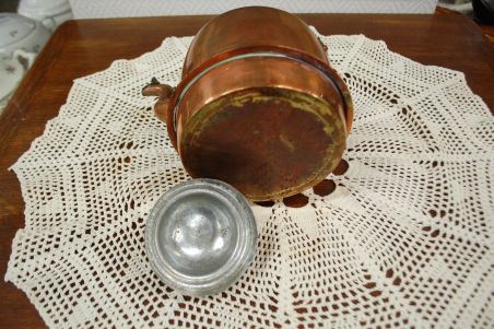 (n-6177) Vana metallist kann