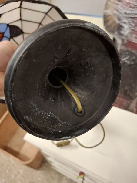 (n-6202) Tiffany stiilis laualamp