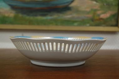 (n-6205) Pitsiline puuviljadega kauss