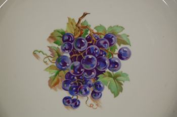 (n-6226) Kahla puuviljadega vaagen 2