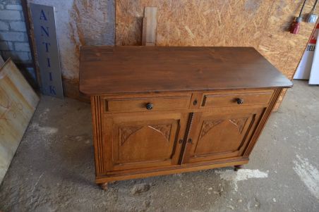 (n-6259) Peegliga kummut