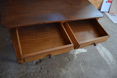 (n-6259) Peegliga kummut