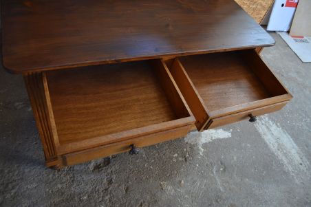 (n-6259) Peegliga kummut