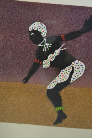 (p-928) Raamitud värvikirev töö