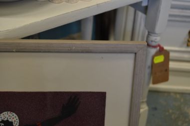 (p-928) Raamitud värvikirev töö