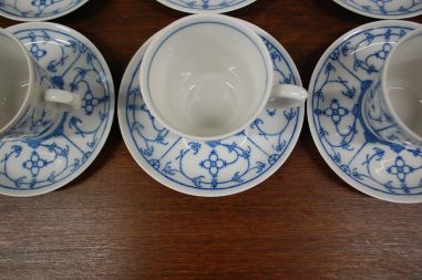 (n-6283/1) Bavaria Winterling Schwarzenbach, õlelillemustriga kohvitassid-taldrikud, 6tk