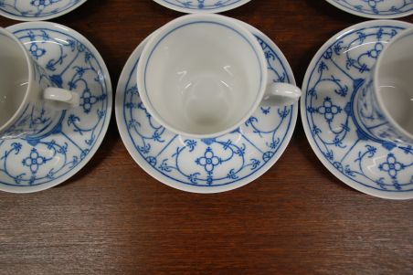 (n-6283/1) Bavaria Winterling Schwarzenbach, õlelillemustriga kohvitassid-taldrikud, 6tk